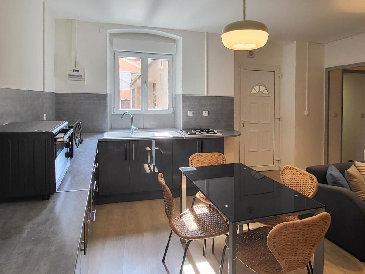 Appartement 1 Chambre, Cuisine, Coin Salon, Salle De Bain Saint-Claude Eksteriør billede